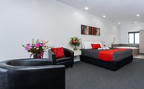 Aubyn Court Spa Motel